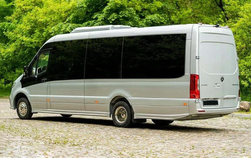 Sprinter 19-seat minibus, side view